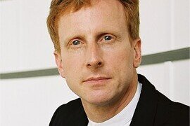 世界著名指挥伍尔夫首度指挥香港管弦乐团 
献上谭盾、拉威尔以及拉赫曼尼诺夫三大交响名作（2013年2月1及2日） 
节目更改：港乐委约陈其钢创作之新作将延后演出，节目由谭盾的乐队协
奏曲代替