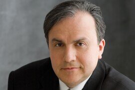 指揮梵志登和星級鋼琴家布朗夫曼為港樂第四十一個樂季揭開序幕
（9月5和6日）